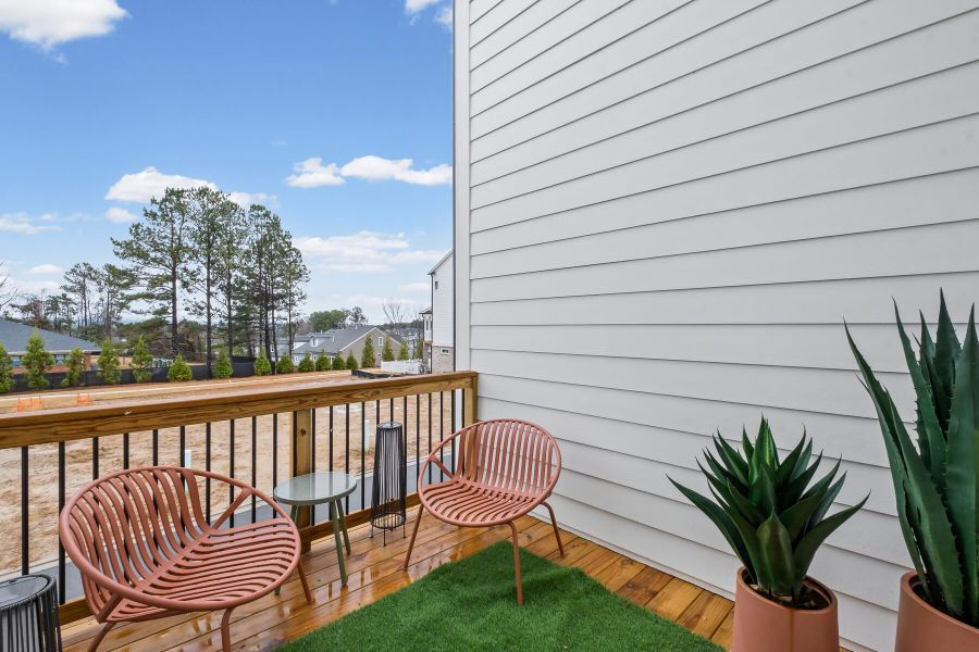 Representative exterior details of a home built from the The Greenfield by JW Collection in The Village at River Green, Canton (Image 4).