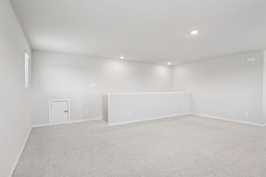 Spacious, unfurnished interior of a new home in River Ridge, Crandall (Image 27).
