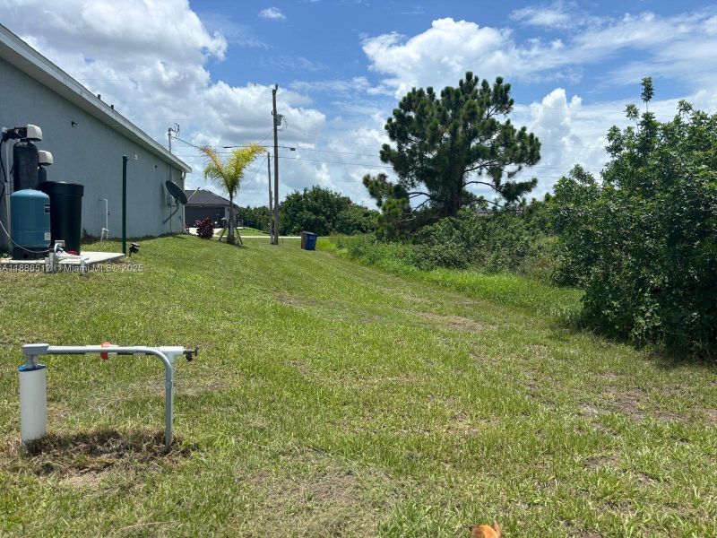 Image 38 of a home in . Image 38 of a home in .