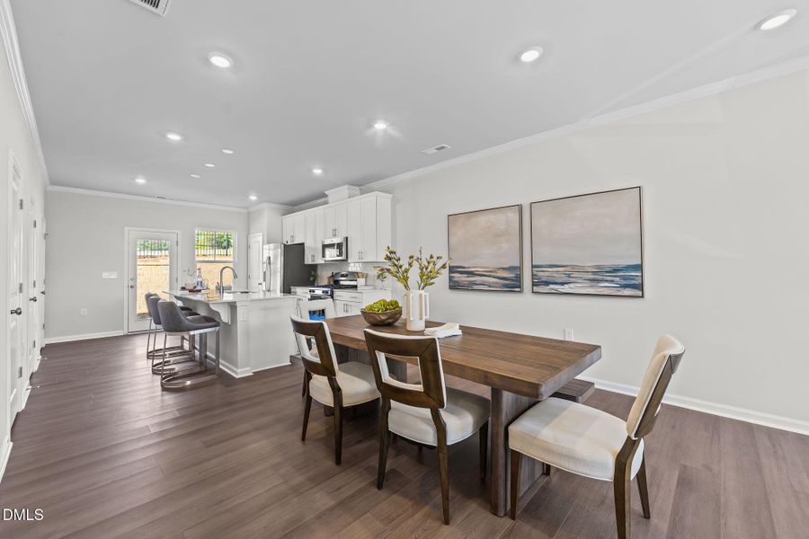 737 Painted Daisy Way