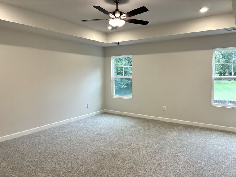 Spacious, unfurnished interior of a new home in Miller Park, Greenville (Image 15).