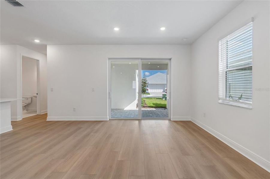 Spacious, unfurnished interior of a new home in SeaFlower, Bradenton (Image 19).