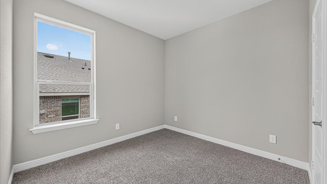 Spacious, unfurnished interior of a new home in Bluestem, Rhome (Image 20).