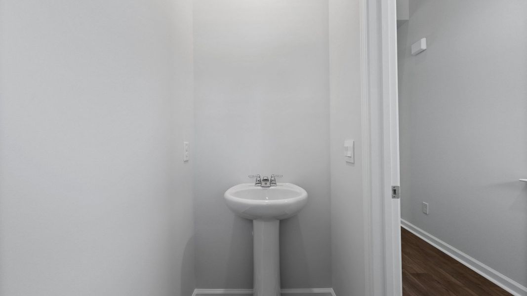 Representative unfurnished interior of a home built from the MANNING by D.R. Horton in Lakeview at Kitfield, Moncks Corner (Image 14). Representative unfurnished interior of a home built from the MANNING by D.R. Horton in Lakeview at Kitfield, Moncks Corner (Image 14).