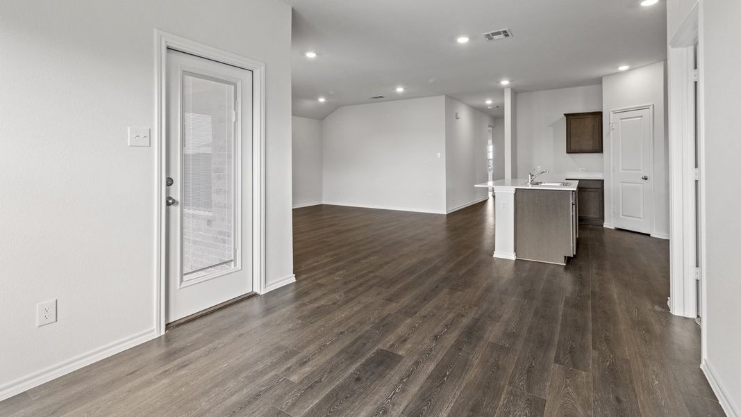 Spacious, unfurnished interior of a new home in Creeks at Burnett Trail, Canton (Image 19).