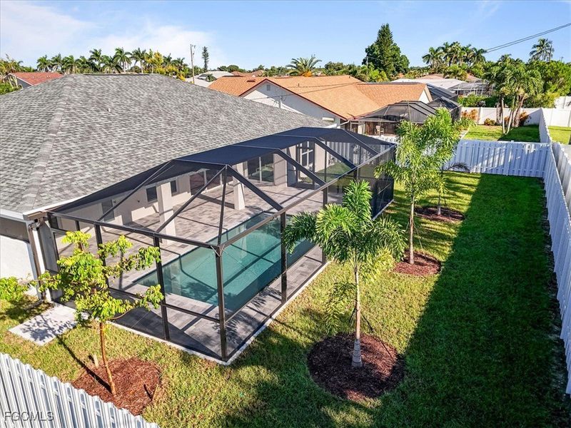 Image 37 of a home in Cape Coral.