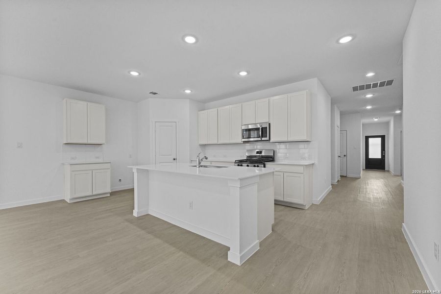 Furnished interior view inside a new home in Sky Ranch, New Braunfels (Image 4).