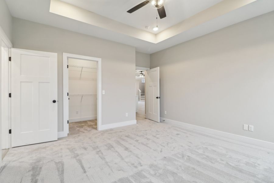 Representative unfurnished interior of a home built from the Ashbourne II by Great Southern Homes in Collins Cove, Chapin (Image 27).