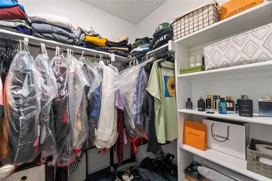 View of walk in closet