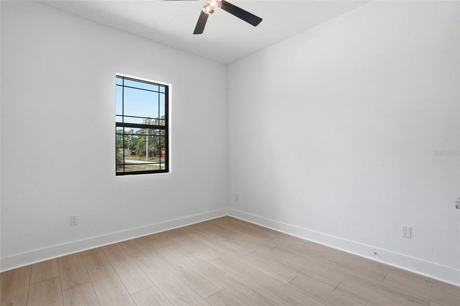 Spacious, unfurnished interior of a new home in , Port Charlotte (Image 25).