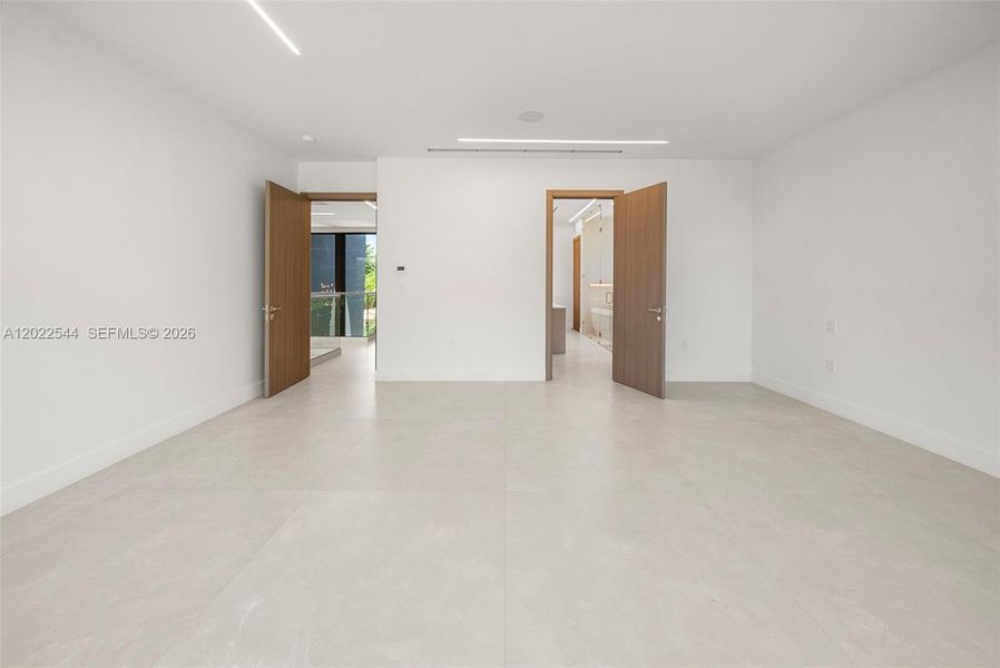 Spacious, unfurnished interior of a new home in , Miami (Image 41). Spacious, unfurnished interior of a new home in , Miami (Image 41).