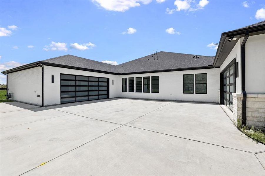 Exterior details and patio area of a home in , Heath (Image 4).