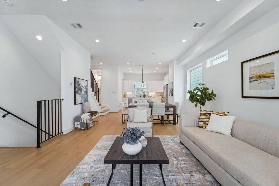 Photos show similar floor plan & alternative finishes from the previous development. Selections may vary.