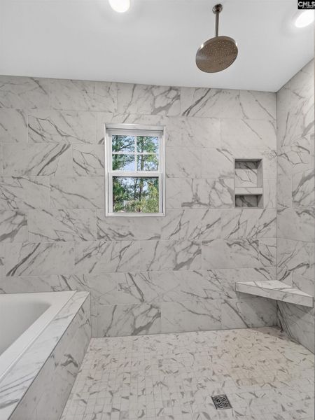 Image 59 of a home in Collins Cove.