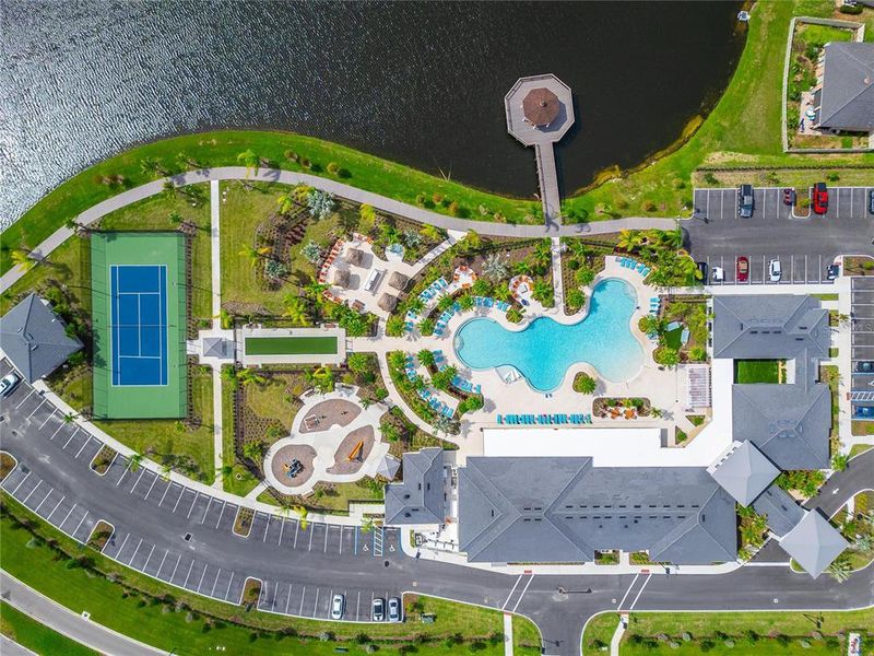 Community amenities in , Parrish (Image 59).