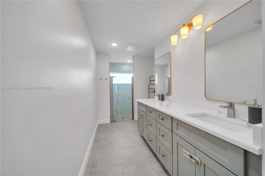 Furnished interior view inside a new home in , Lehigh Acres (Image 34). Furnished interior view inside a new home in , Lehigh Acres (Image 34).