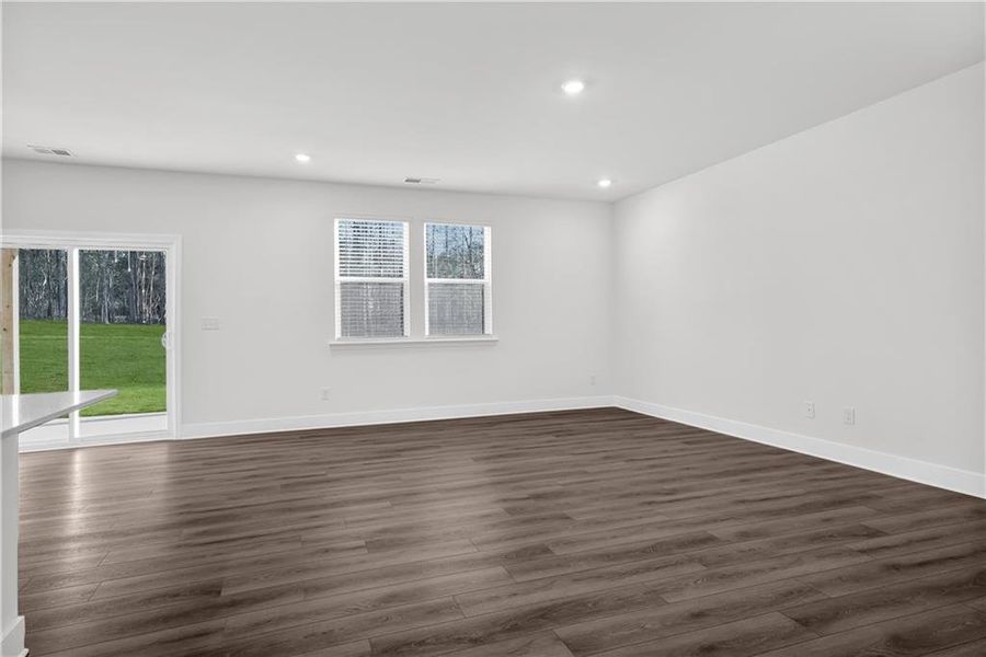 Spacious, unfurnished interior of a new home in Shadow Creek, Jackson (Image 8). Spacious, unfurnished interior of a new home in Shadow Creek, Jackson (Image 8).