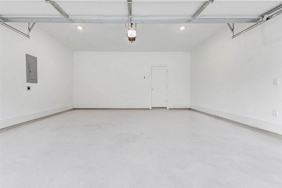 Spacious, unfurnished interior of a new home in , Houston (Image 16). Spacious, unfurnished interior of a new home in , Houston (Image 16).