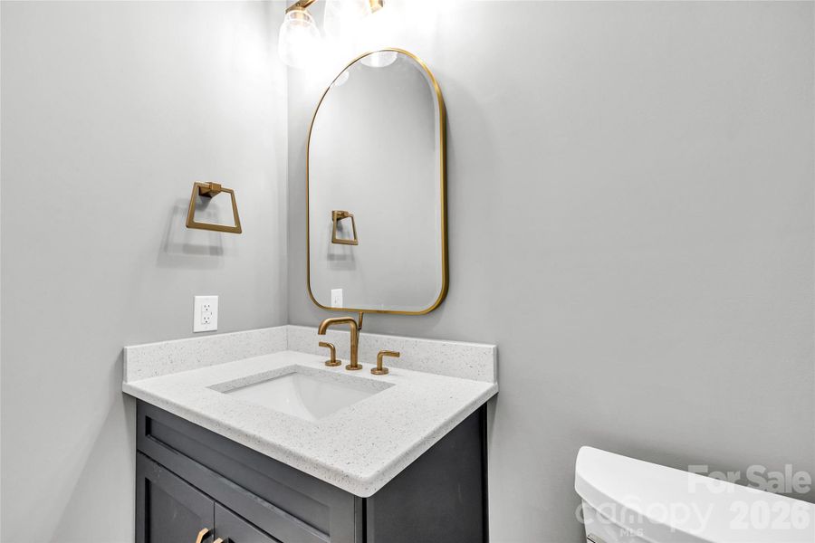 Image 22 of a home in .