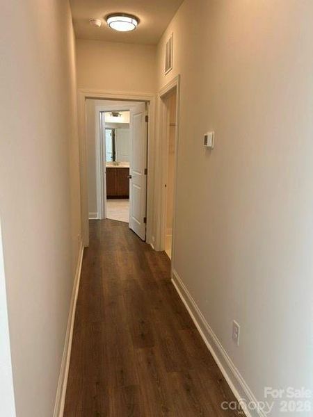 Spacious, unfurnished interior of a new home in The Courtyards at Hodges Farm, Charlotte (Image 19).