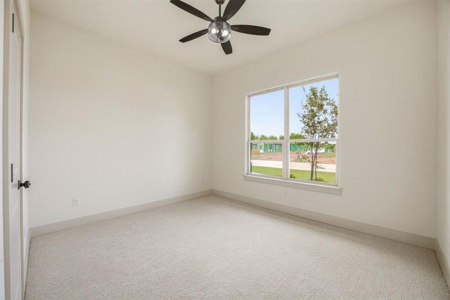 Spacious, unfurnished interior of a new home in , Glen Rose (Image 27).