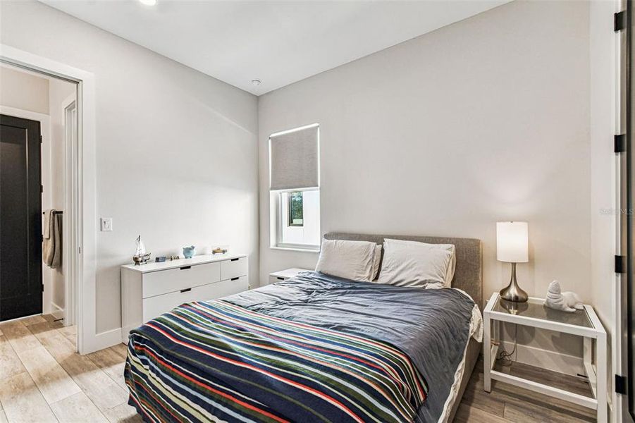 Furnished interior view inside a new home in , Tampa (Image 40).