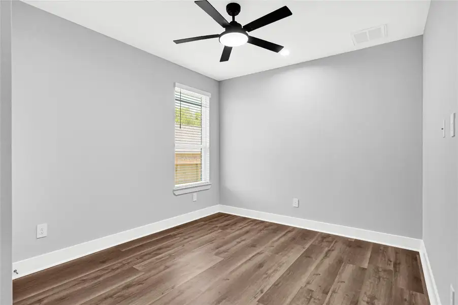Spacious, unfurnished interior of a new home in , Montgomery (Image 29).