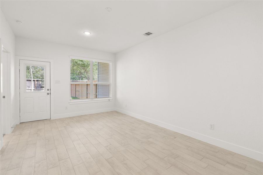 Spacious, unfurnished interior of a new home in The Woodlands Hills, Willis (Image 18).
