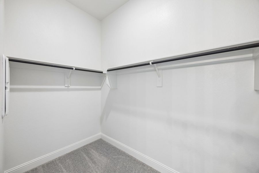 Spacious, unfurnished interior of a new home in Sheppard's Place, Waxahachie (Image 25). Spacious, unfurnished interior of a new home in Sheppard's Place, Waxahachie (Image 25).