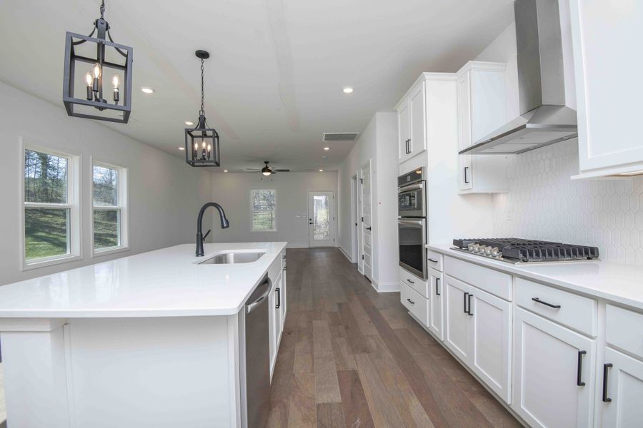 *Photo of example home. Selections and finishes may vary.