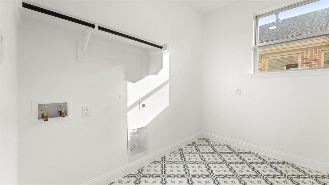 03. 437 Silent Pond - Utility 03. 437 Silent Pond - Utility