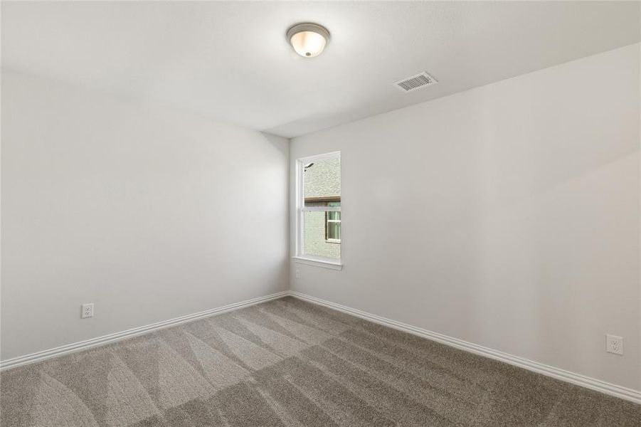 Spacious, unfurnished interior of a new home in Elevon, Lavon (Image 16).