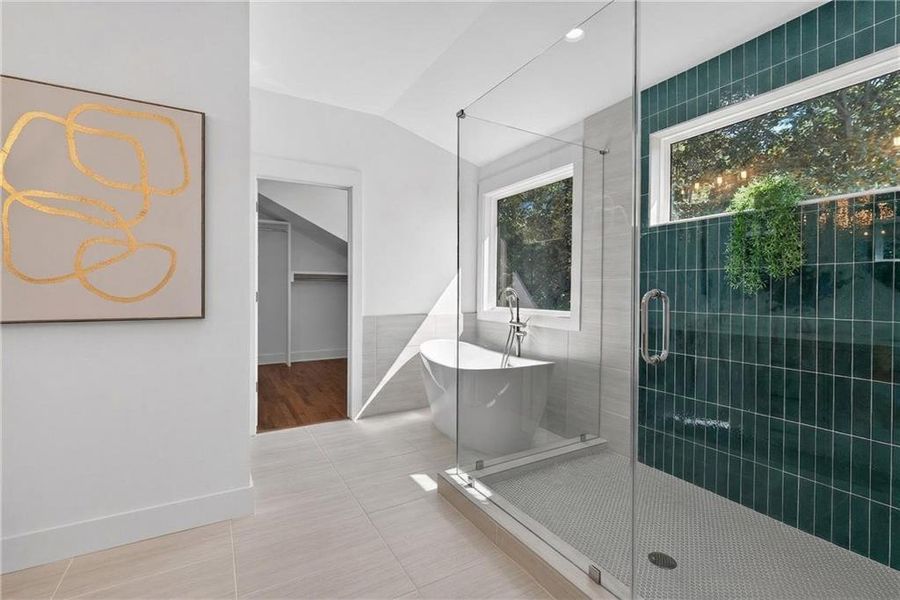 Furnished interior view inside a new home in , Atlanta (Image 36).