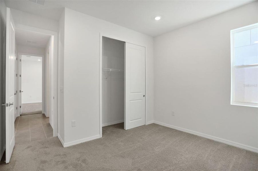 Spacious, unfurnished interior of a new home in Turnleaf, Punta Gorda (Image 27).