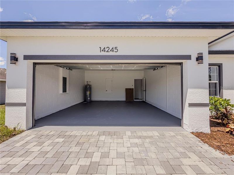 Exterior details and patio area of a home in , Ocala (Image 35). Exterior details and patio area of a home in , Ocala (Image 35).