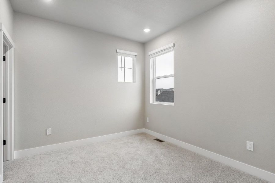 Spacious, unfurnished interior of a new home in Aspen Meadows, Colorado Springs (Image 27). Spacious, unfurnished interior of a new home in Aspen Meadows, Colorado Springs (Image 27).