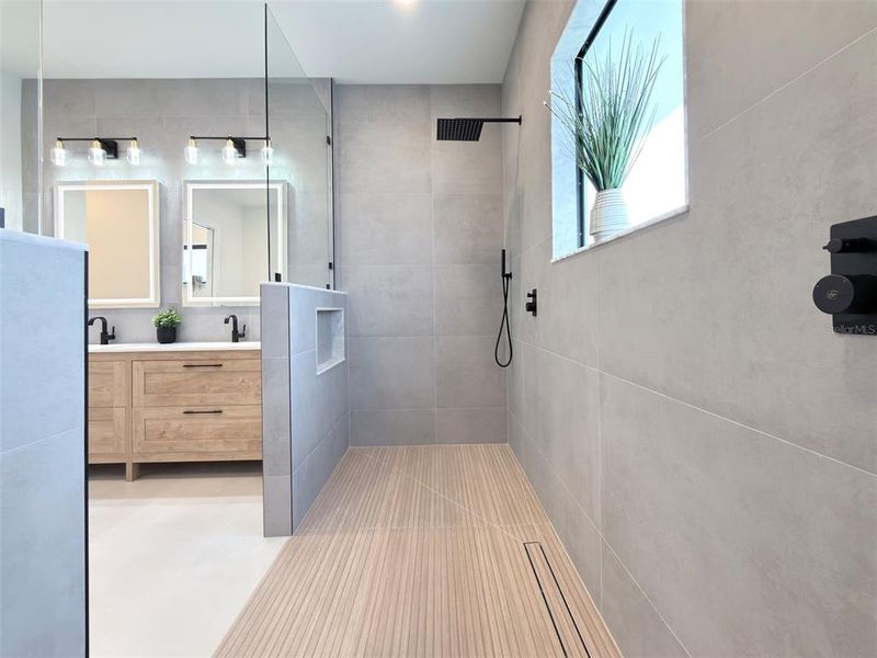 Furnished interior view inside a new home in , Port Charlotte (Image 4).