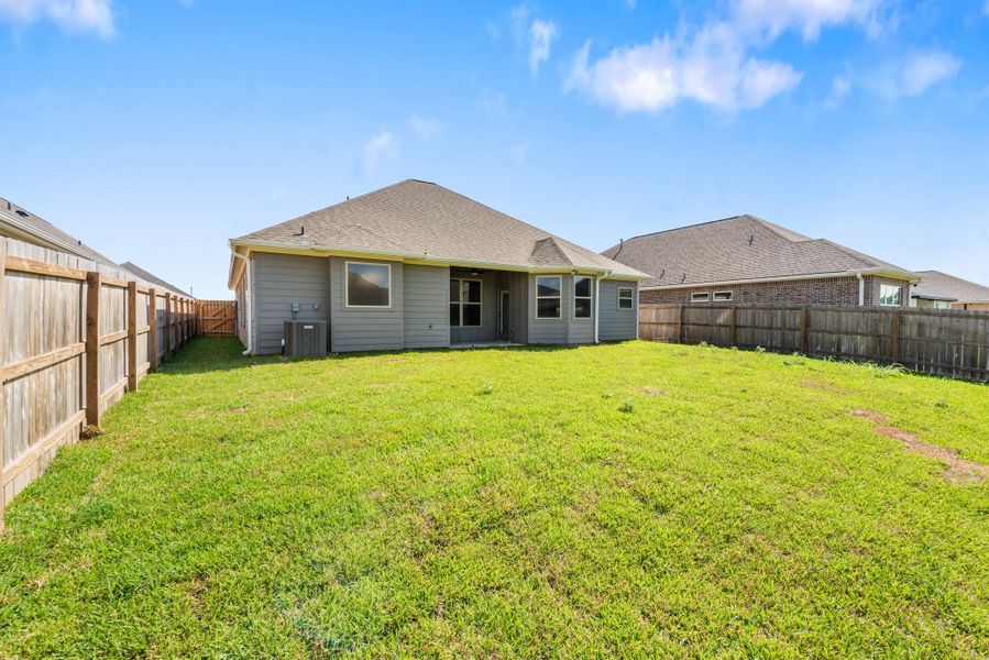 Exterior details and patio area of a home in , Bryan (Image 4).