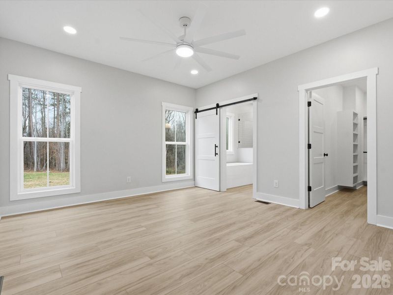 Spacious, unfurnished interior of a new home in , Bessemer City (Image 33).