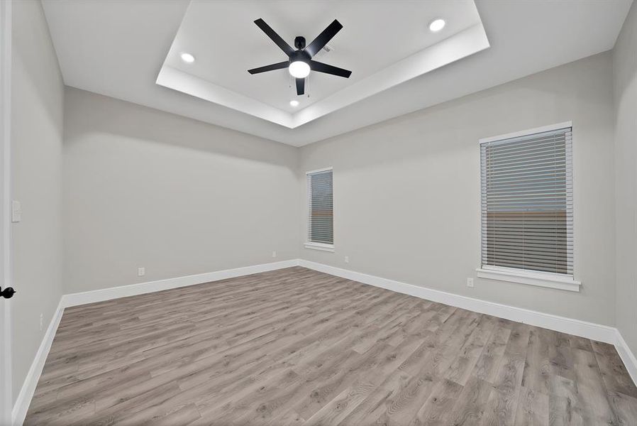 Spacious, unfurnished interior of a new home in , Fort Worth (Image 24).