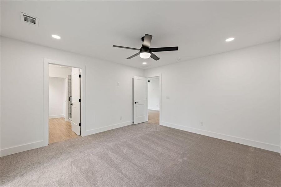 Spacious, unfurnished interior of a new home in , Morganton (Image 33).