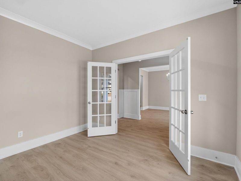 Spacious, unfurnished interior of a new home in Collins Cove, Chapin (Image 20).