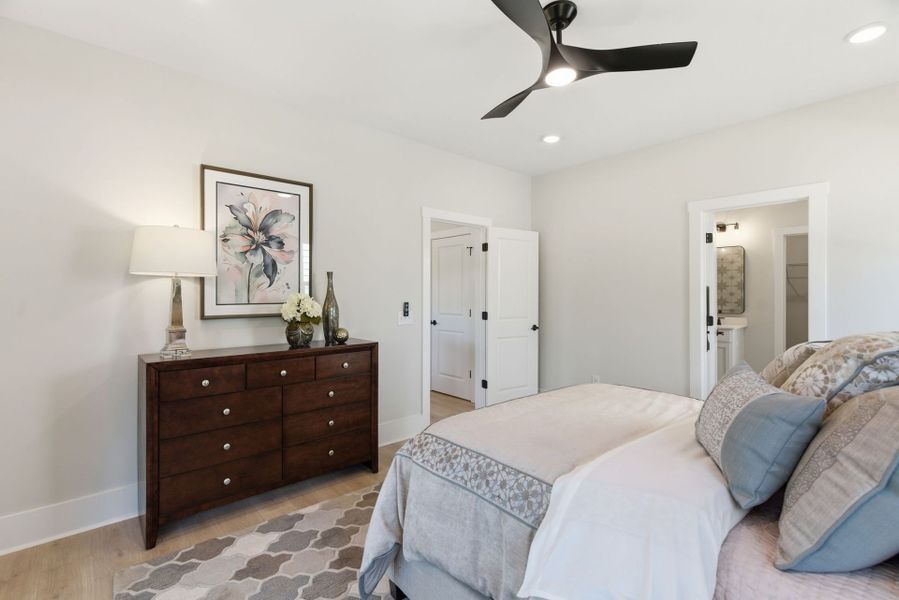 Furnished interior view inside a new home in Parc Northwest, Elon (Image 19). Furnished interior view inside a new home in Parc Northwest, Elon (Image 19).