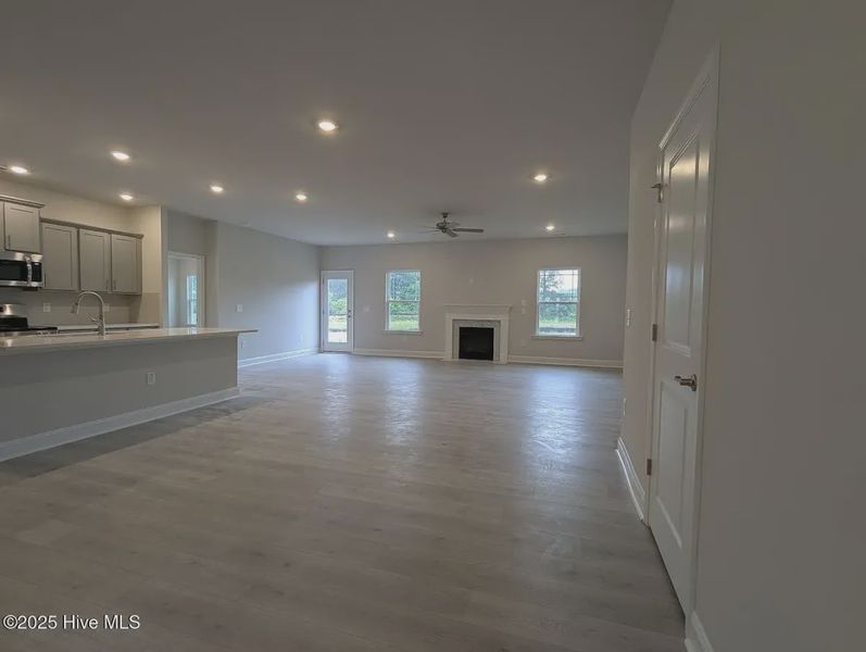 Spacious, unfurnished interior of a new home in Hidden Lake Estates, Greenville (Image 12).
