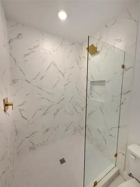 Spacious, unfurnished interior of a new home in , Dallas (Image 14). Spacious, unfurnished interior of a new home in , Dallas (Image 14).