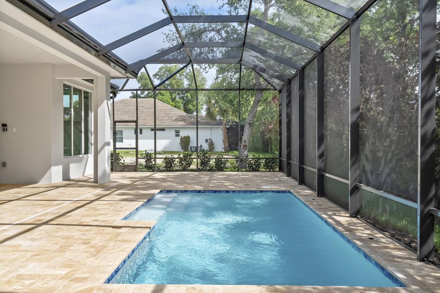 4232 Montagu Ave_Amaryllis_Lot 15_44