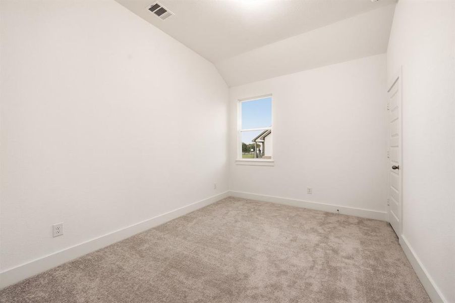 Spacious, unfurnished interior of a new home in Saddleback Estates, Boyd (Image 31). Spacious, unfurnished interior of a new home in Saddleback Estates, Boyd (Image 31).