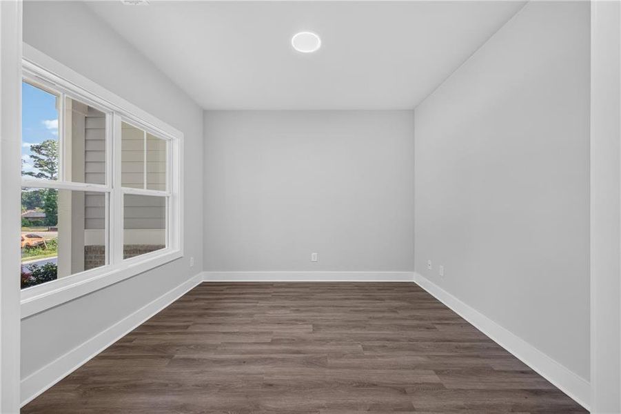 Spacious, unfurnished interior of a new home in , Atlanta (Image 38).