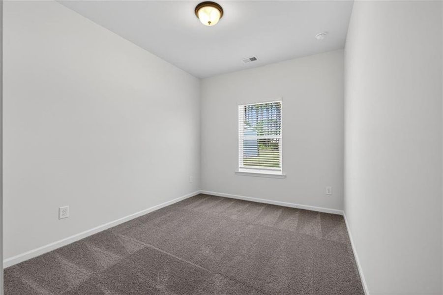 Spacious, unfurnished interior of a new home in Allen Manor, Hoschton (Image 25).