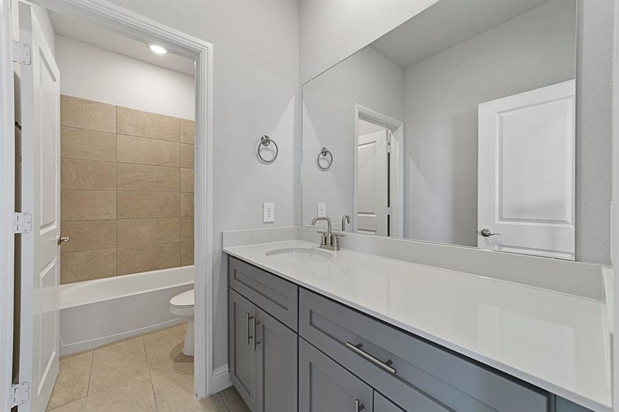 Furnished interior view inside a new home in Symmetry 37s, Frisco (Image 3). Furnished interior view inside a new home in Symmetry 37s, Frisco (Image 3).